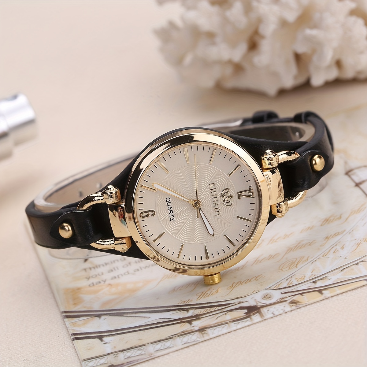 Relojes con correa de piel para un look clásico y MUY atractivo