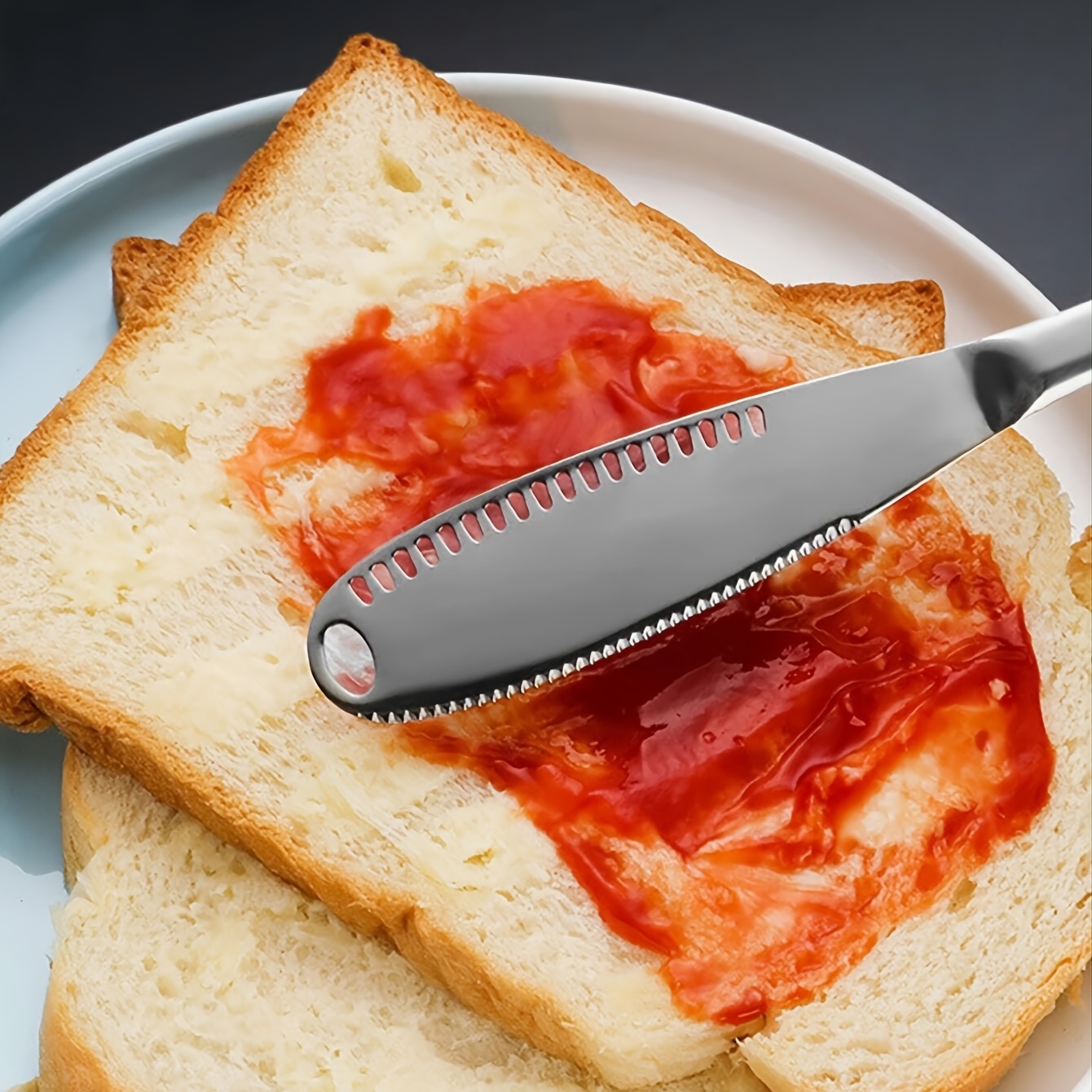 Serrated Sandwich Spreader