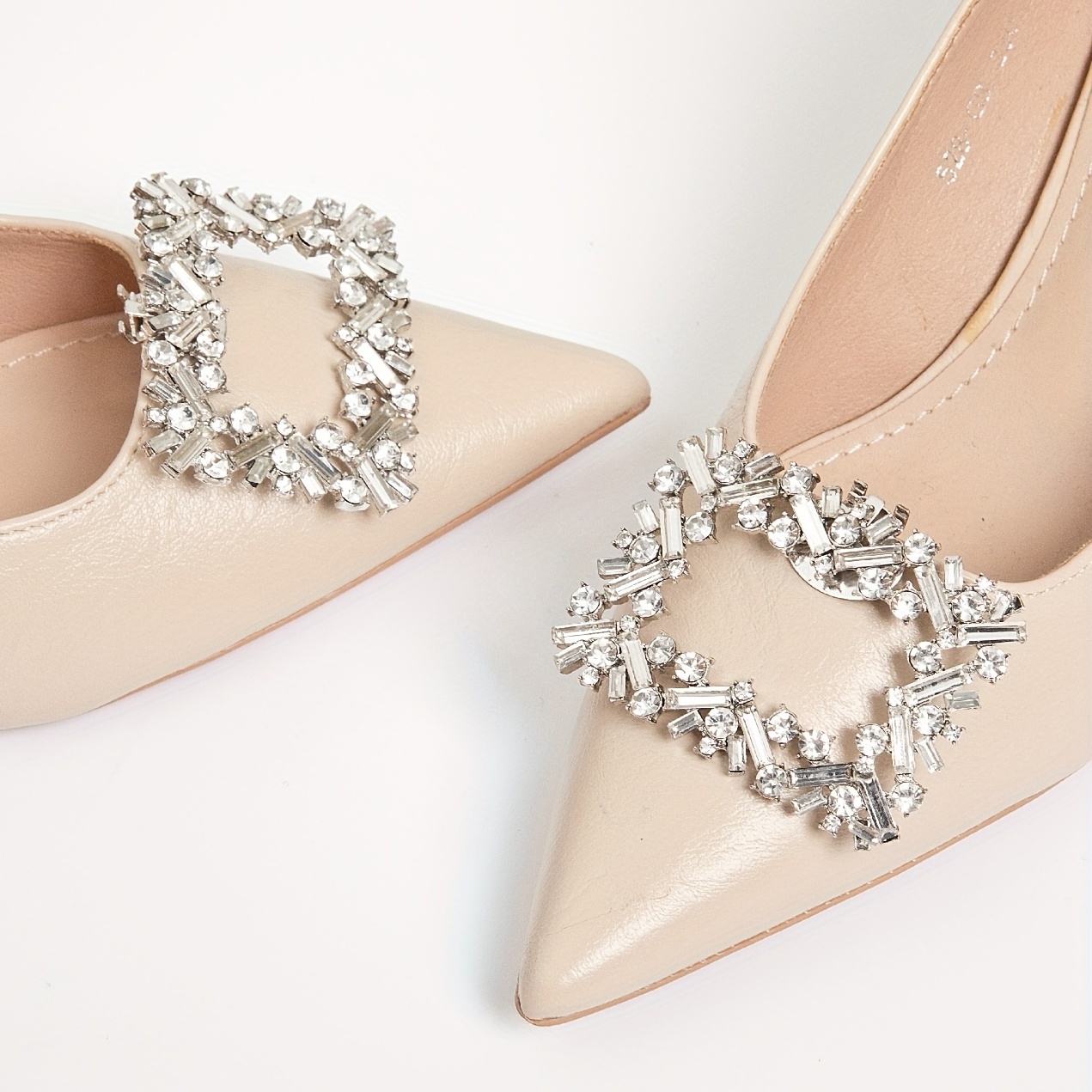 1PC Lady Shoe Clip Wedding Shoes High Heel Women Bride Decoration  Rhinestone Shiny Decorative Clips Charm Buckle