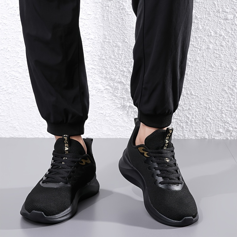 Men's Breathable Running Shoes Lightweight Shock Absorbing