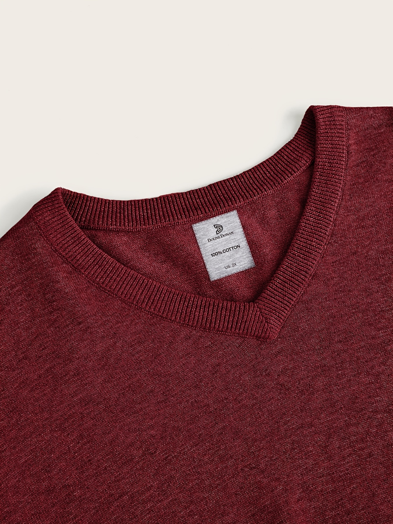 Men Maroon Solid V Neck Sweater