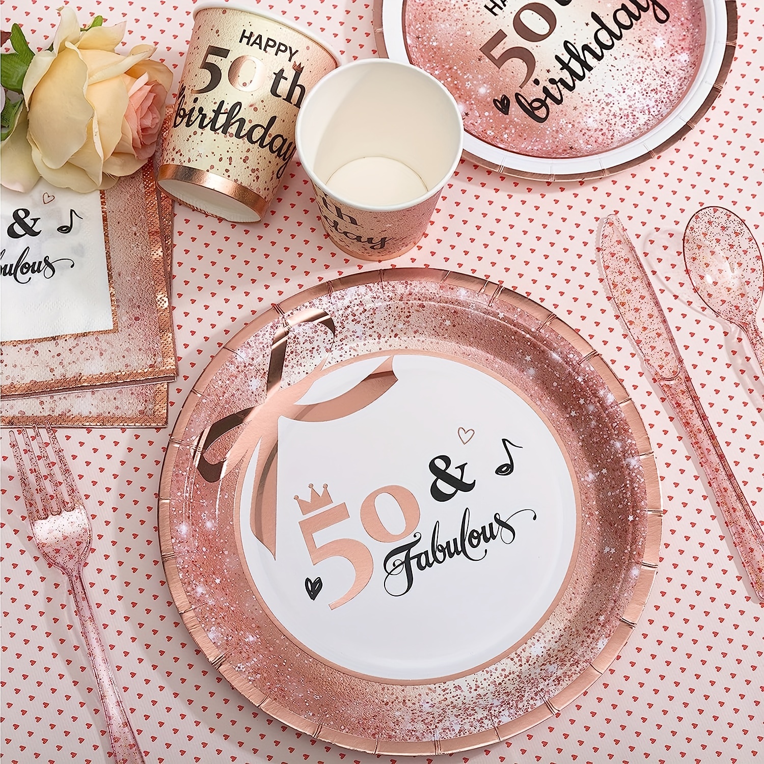  Larchio Vajilla rosa para fiesta de cumpleaños, platos y  servilletas de feliz cumpleaños rosa y dorado, vasos de papel para niñas y  mujeres, suministros de fiesta de cumpleaños : Hogar y