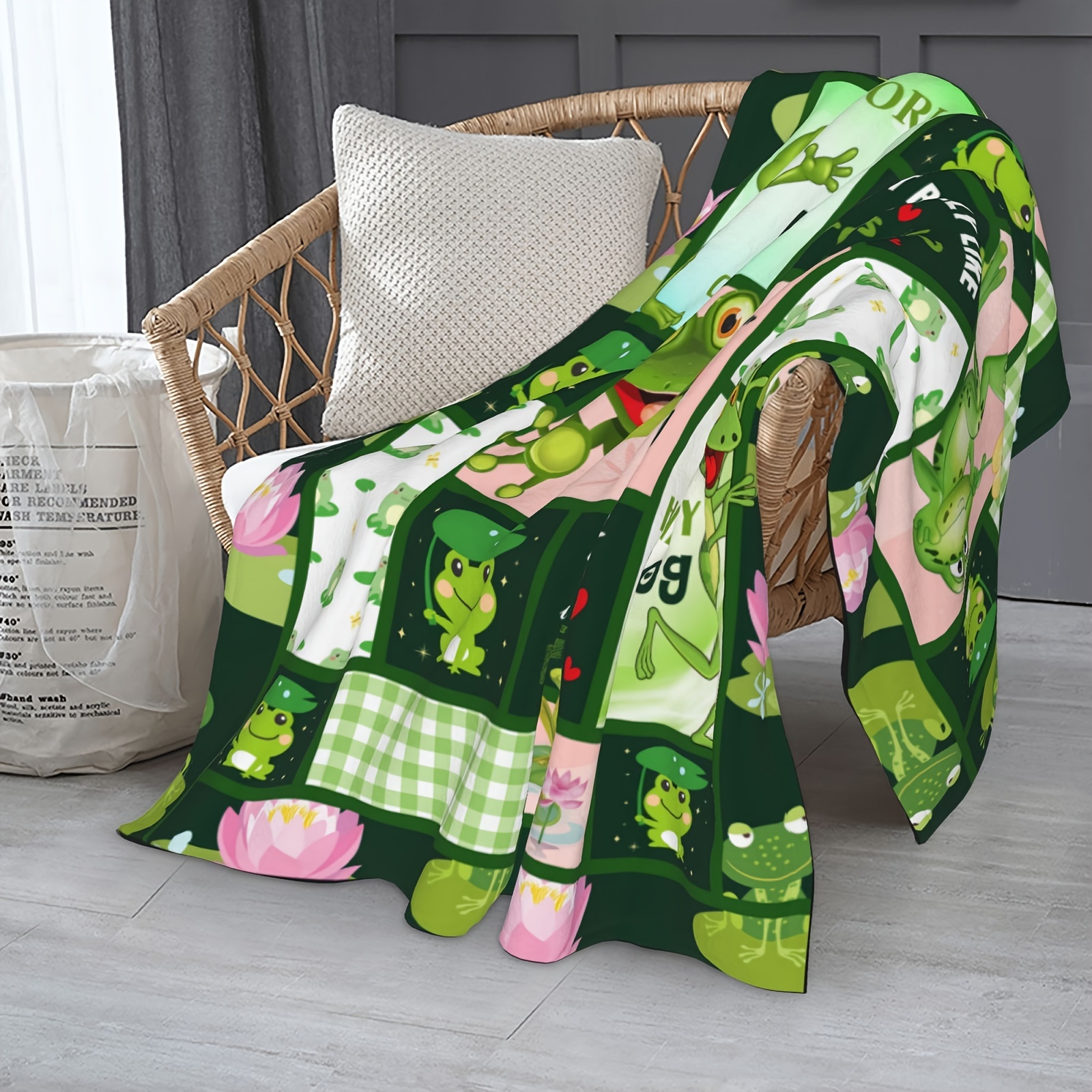 Cute frog blanket for baby