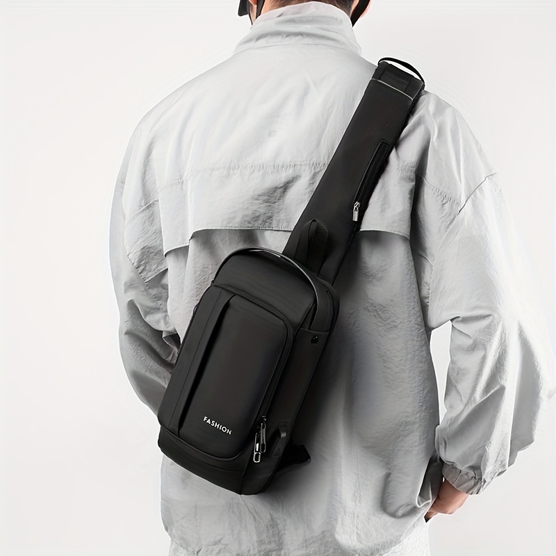 Bolso De Pecho De Charol Para Hombre Mochila Impermeable Con Carga USB  Antirrobo