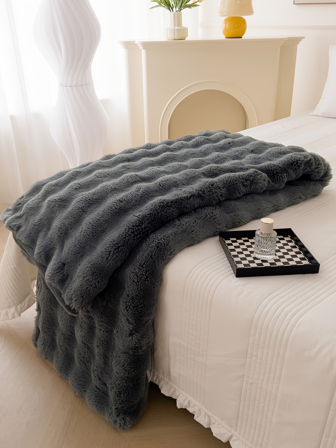 1pc solid color polyester thickened blanket   rabbit short plush blanket bed blanket multi purpose gift blanket for   details 17