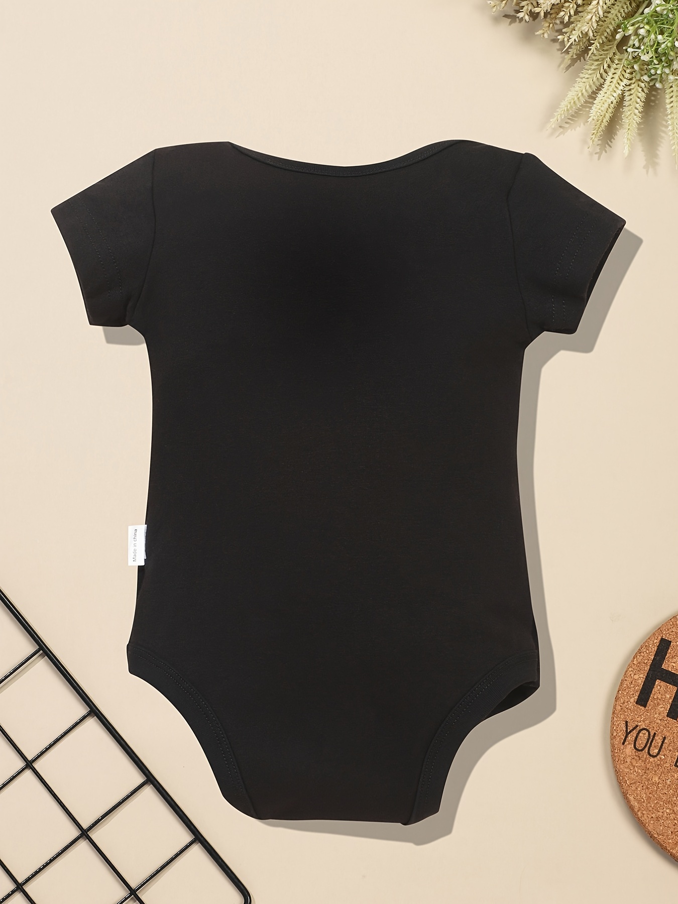 Baby Boys Matching Family Short Sleeve Mama's Boy Graphic Bodysuit