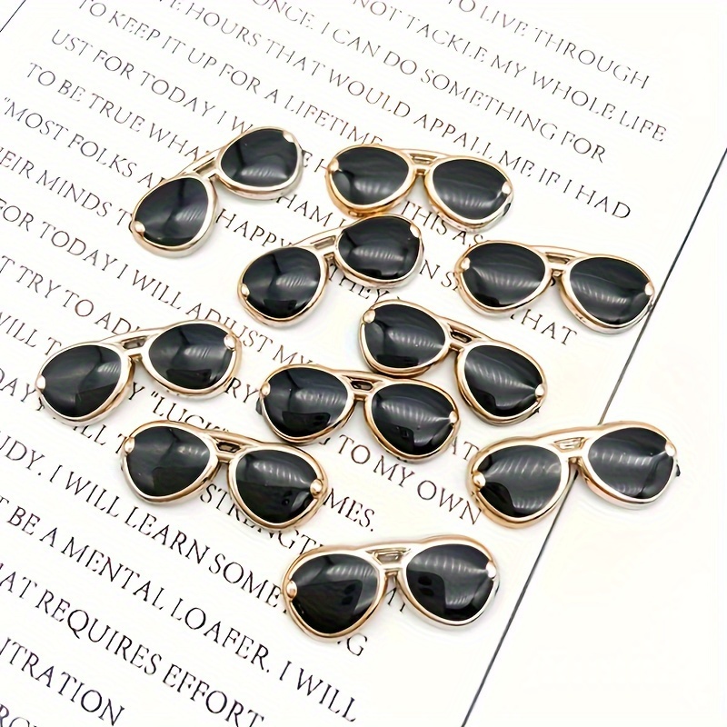 10pcs Mini Cute Cartoon Charms, Resin Making Supplies, Perfect Gift For Craft Lovers (0.79x0.32 Inch)