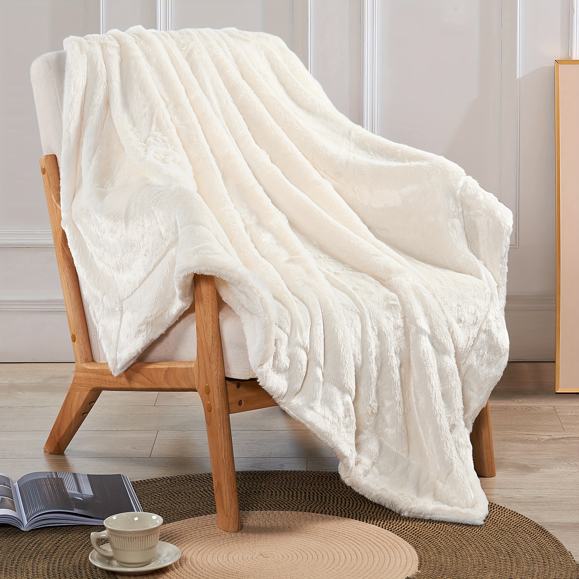 White Plush Shaggy Throw Blanket Couch Faux Fur Fuzzy Fluffy - Temu