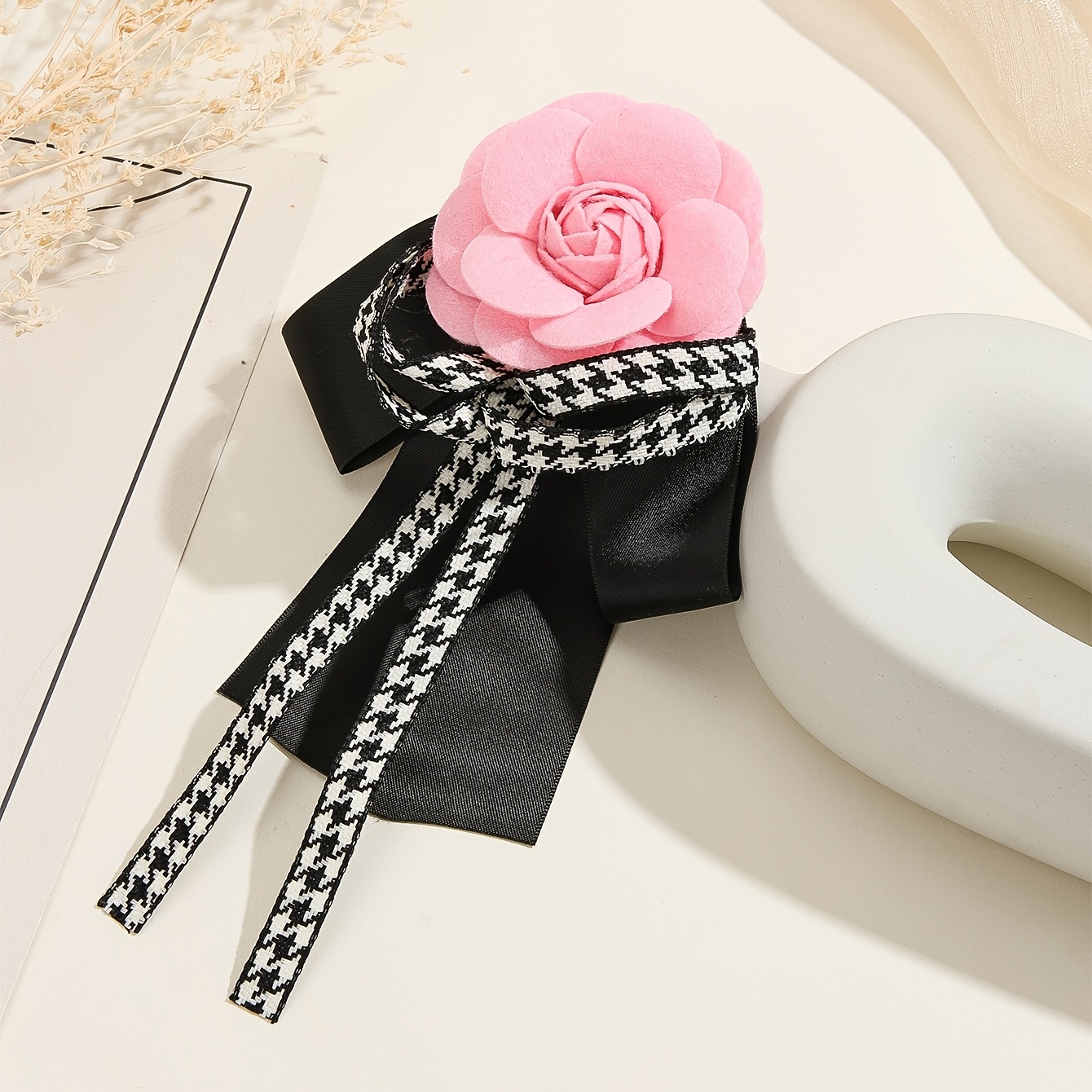 Flower Plaid Ribbon Bow Brooch Female Fashion Simple Black Brooch