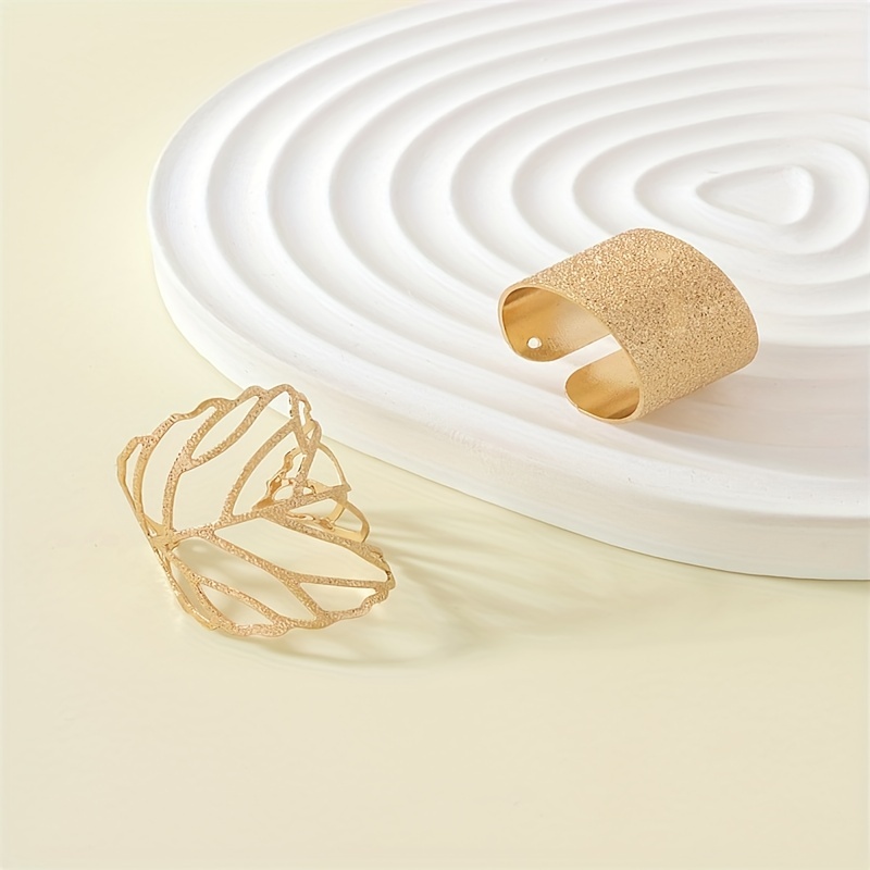 Set of 2 Layered Leaf Vein Rings