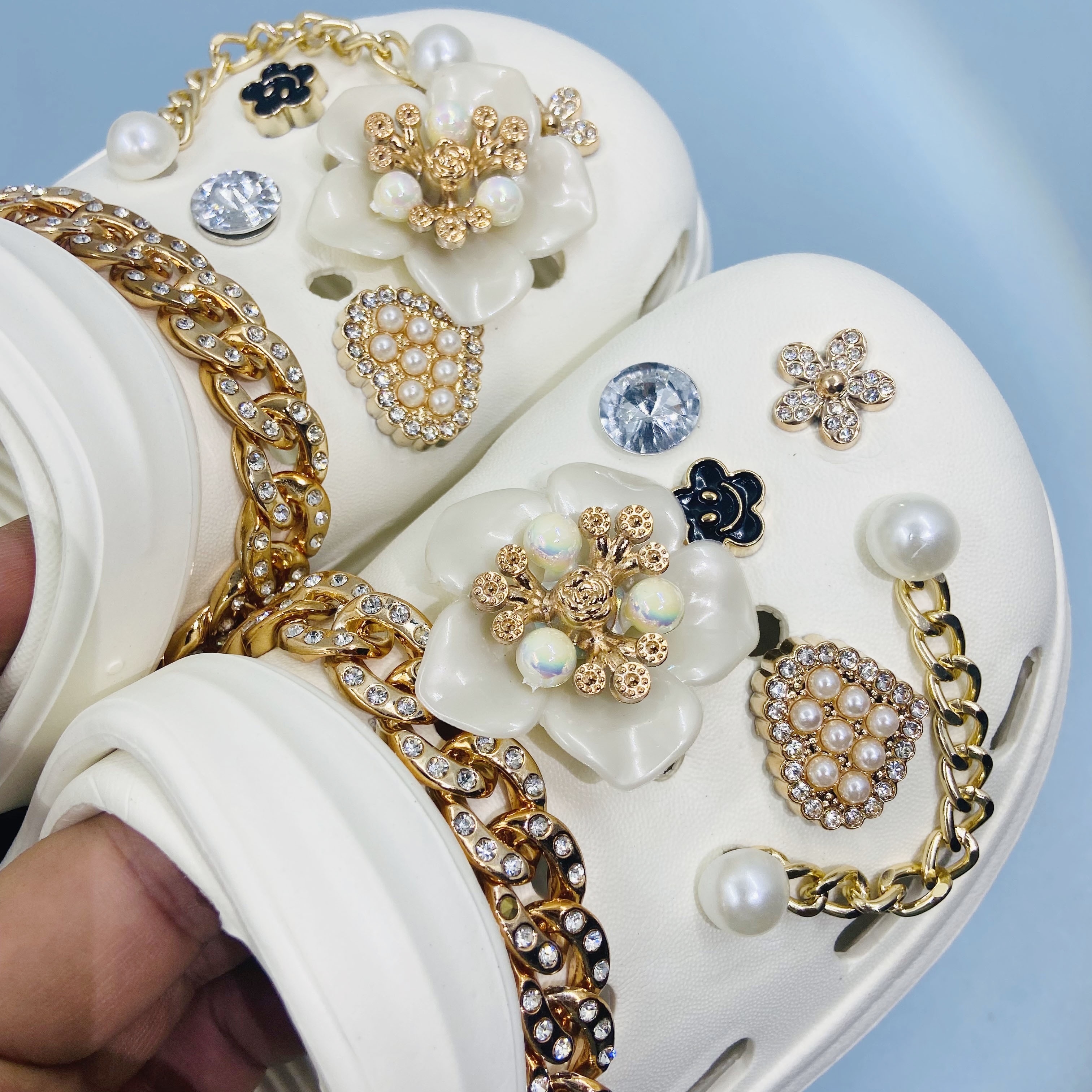 Bling Shoe Charms For Women Gift, Elegant Pearl Rhinestone Shoe Decoration  Charms - Temu Bahrain