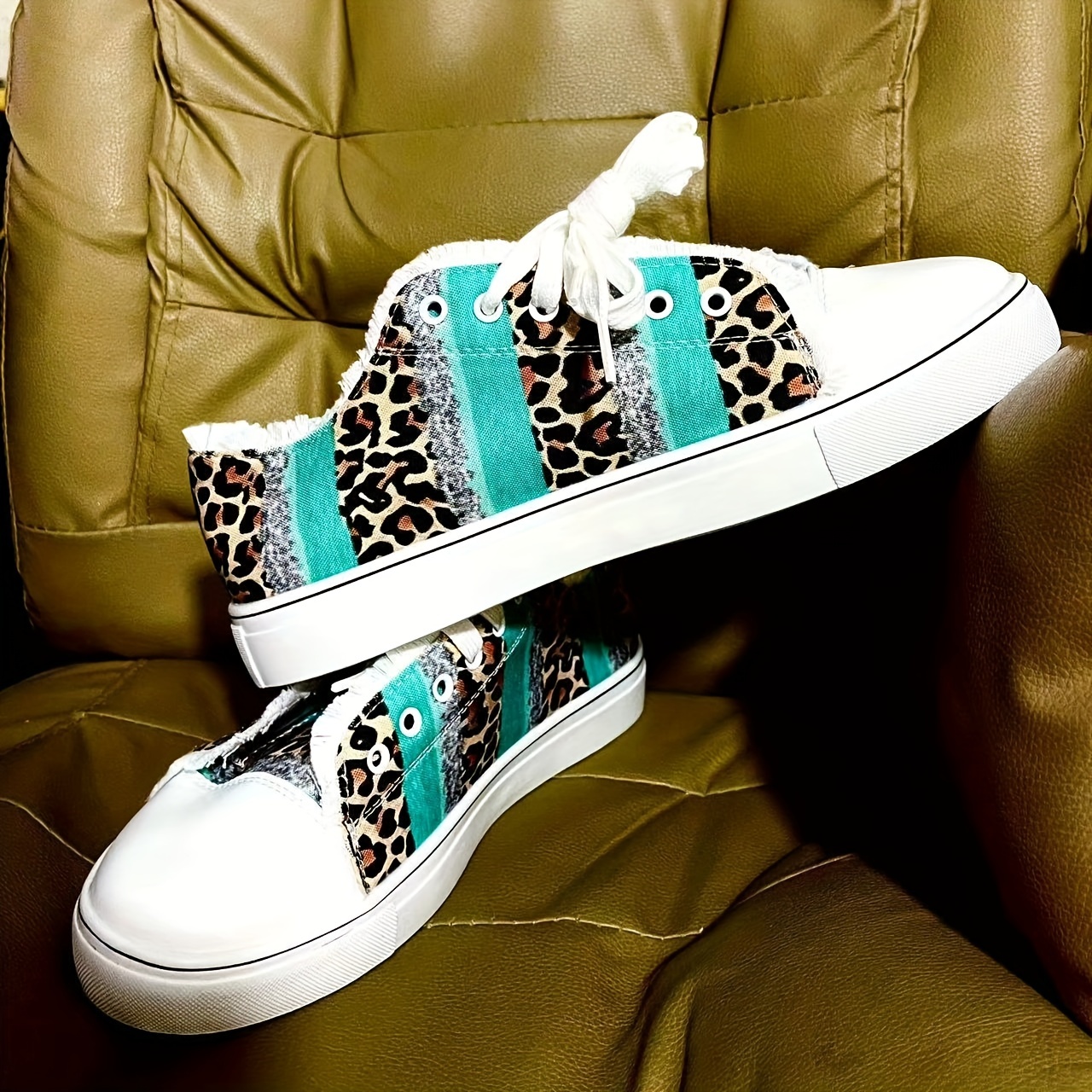 Leopard Print Canvas Shoes Lace Up Low Top Sneakers