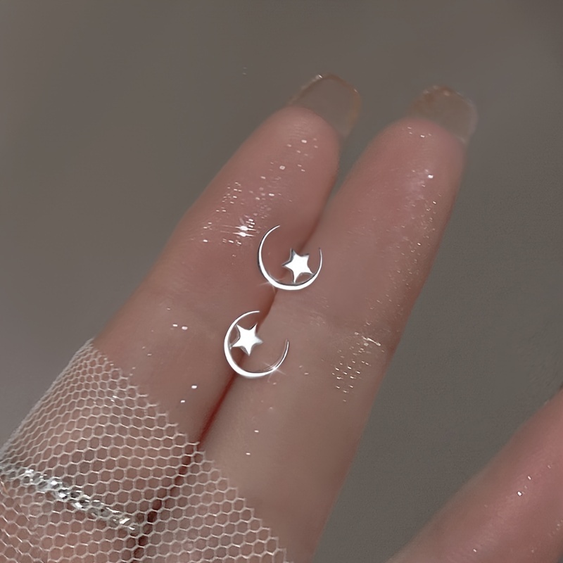 Star Moon Silvery Earrings