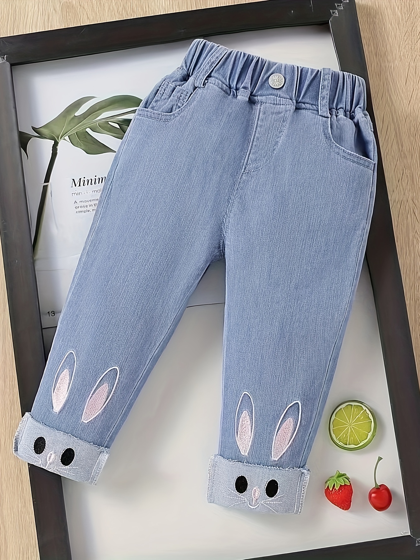 Girls Fashion New Casual Denim Maong Pants Cute Embroided Design