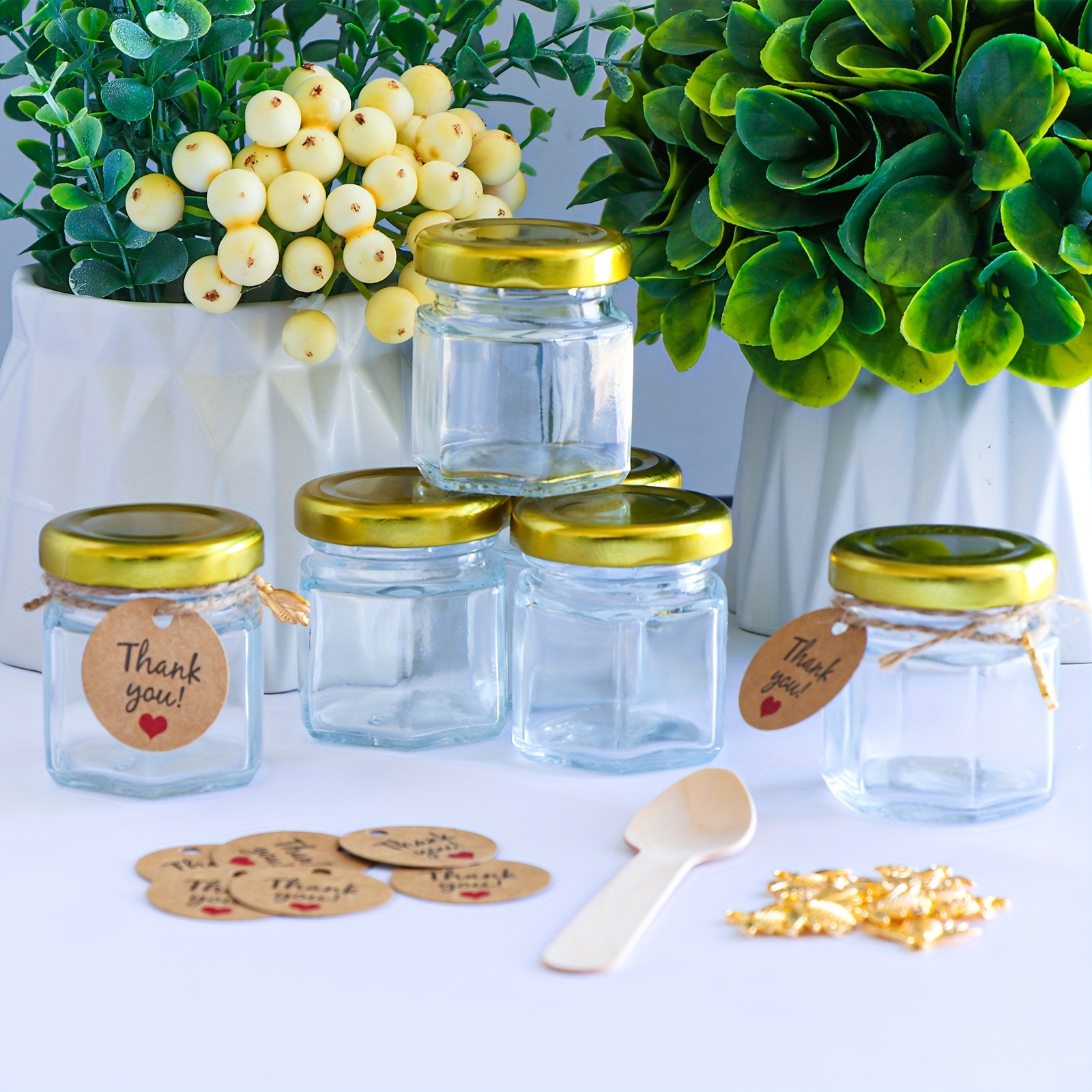 Adabocute Mini tarros de miel, 1.5 onzas, paquete de 20 frascos de miel de  vidrio, tarros de miel de vidrio con tapas doradas, recipientes de madera