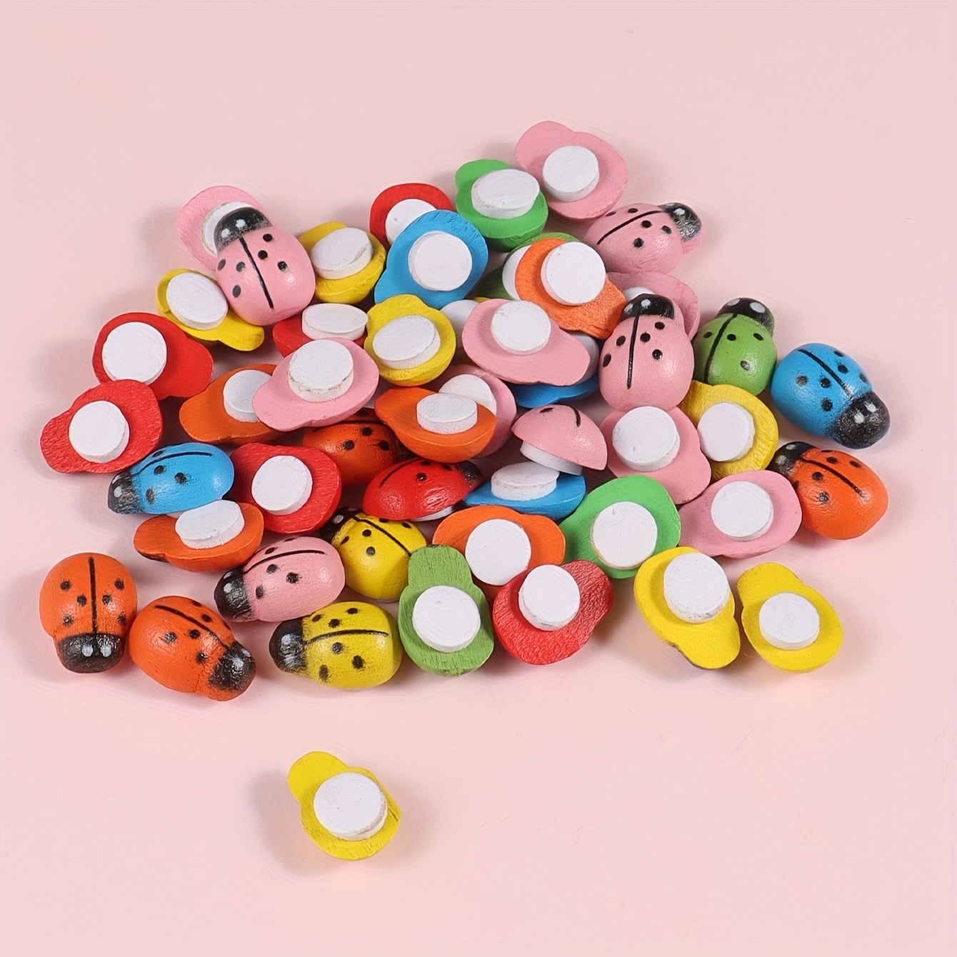 

50pcs/bag Multicolor Cute Creative Wooden Bee Ladybug Self-adhesive Beads For Diy Jewelry Making Accessories