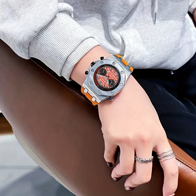 1pc Women's Alloy Casual Rotating Snow Quartz Watch