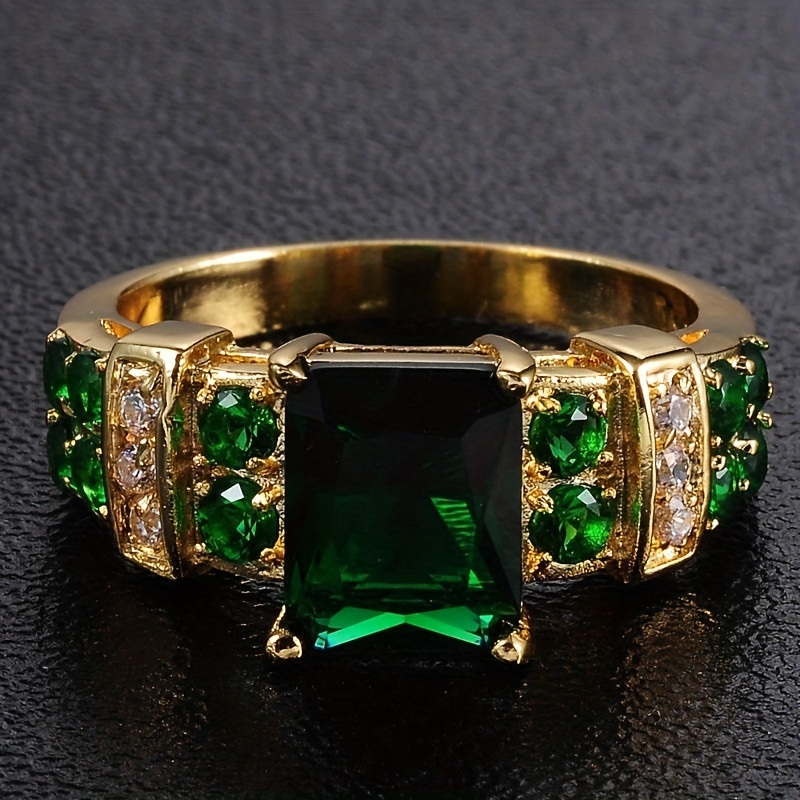 Faux Emerald Rhinestone Golden Ring, Unisex
