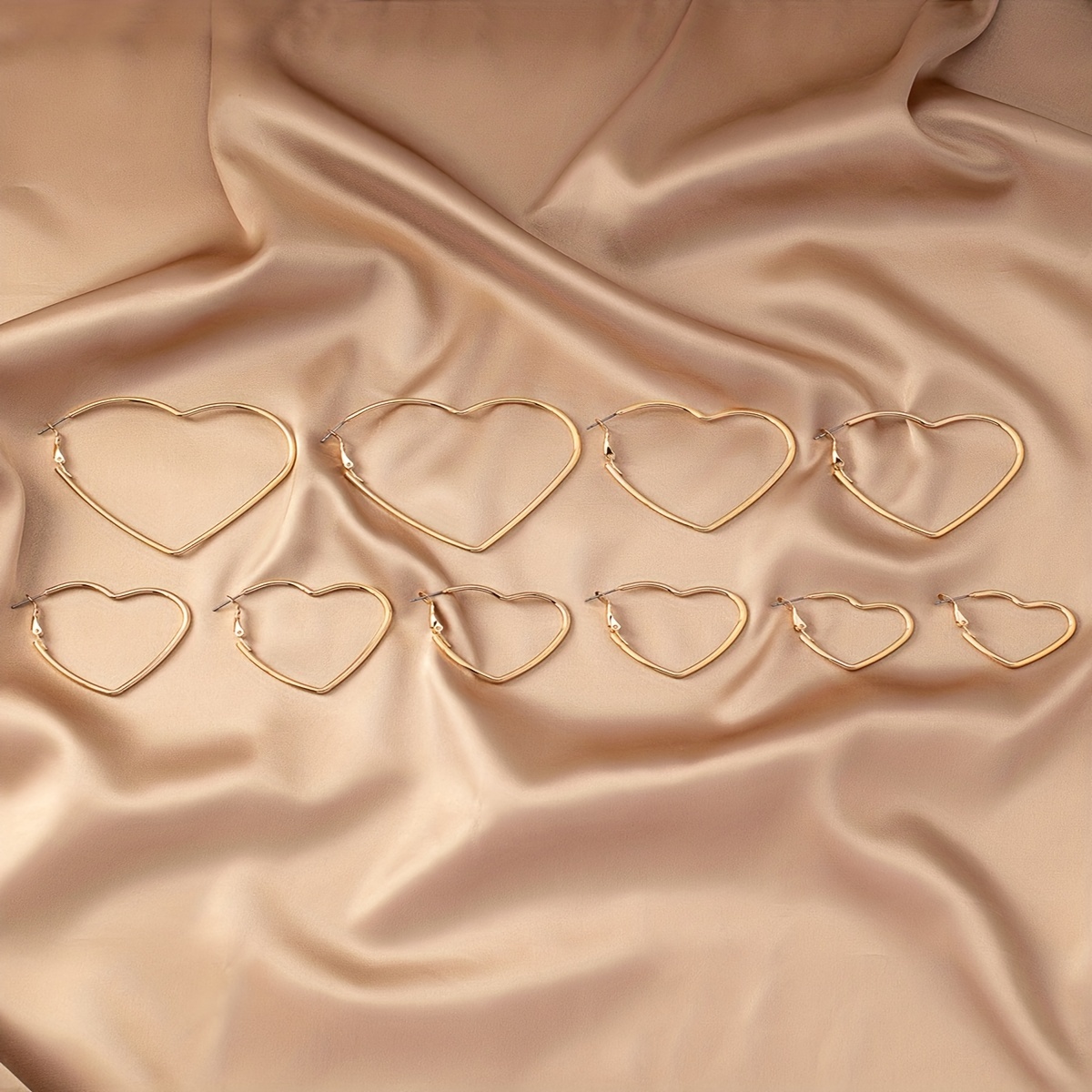 10pcs Glossy Heart Earrings for Dates & Parties