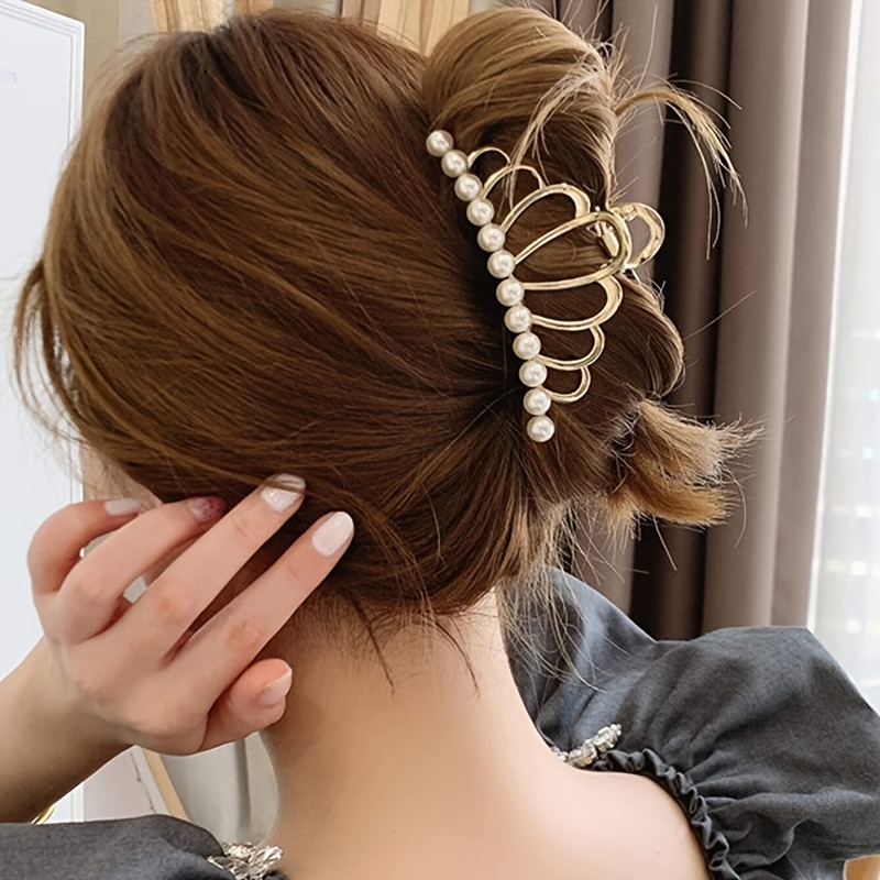 Butterfly Crystal Hair Claw Clips Pearl Rhinestone Golden Metal Hair Clips  Large Gem Hair Jaw Clips Strong Hold Non-slip Hair Catch Barrettes Clamps  For Thick And Thin Hair Accessories For Women Girls 