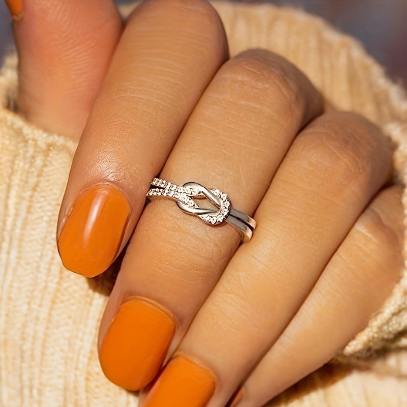 S925 Silvery Infinity Ring with Cubic Zirconia Sparkle