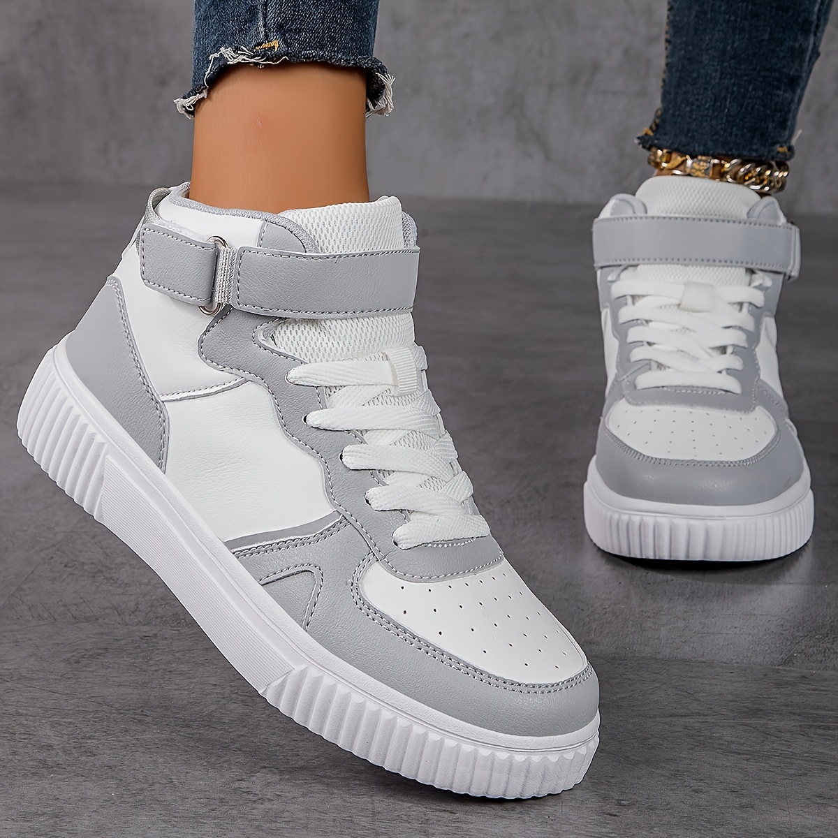 Women'* Grey Chunky Platform Sneakers Heavy-Duty Cushioned Sole  Lace-*-* Lightweight -like Synthetic Upper, Grey/White Round-Toe for