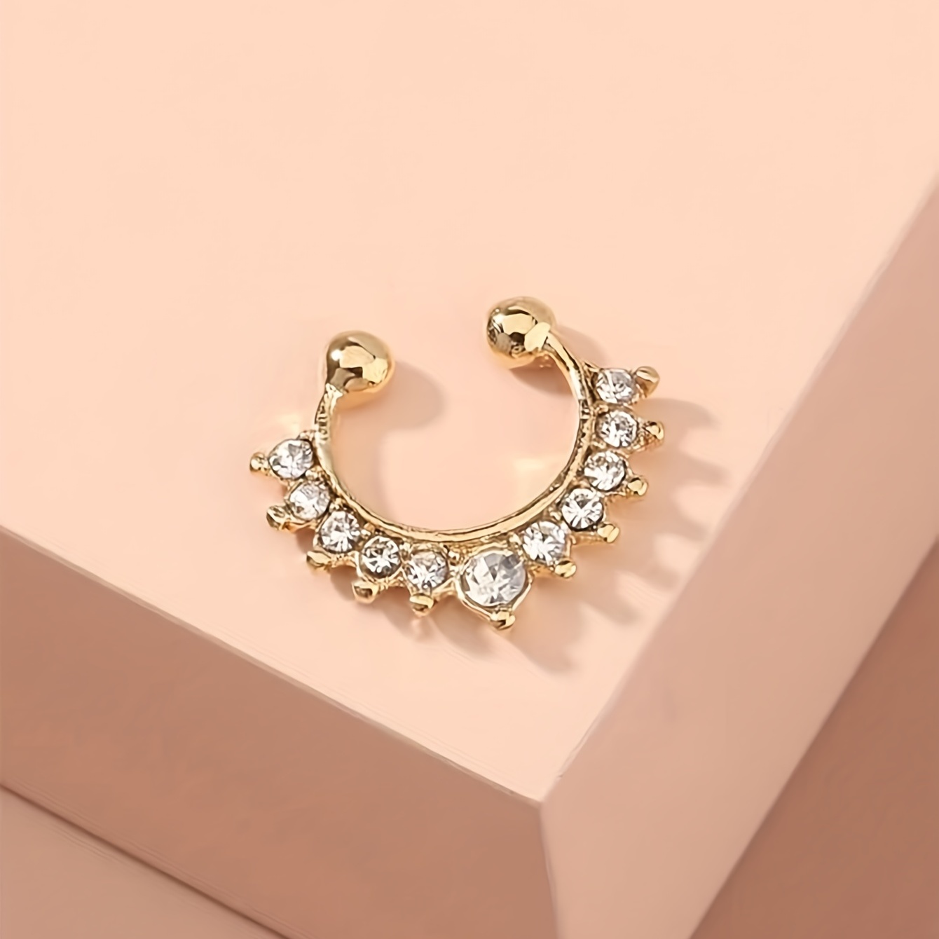 Fashionable Synthetic Zirconia Crystal Fake Nose Ring