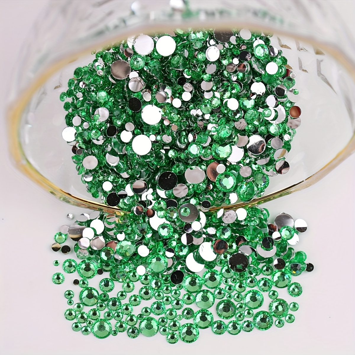  Katfan 1440PCS Flatback Crystal Rhinestones Round Gems Diamonds  Stones Iridescent Rhinestone Jewels for Crafts Clothes DIY Nail Art  Decorations (Green, SS20-5MM) : Beauty & Personal Care