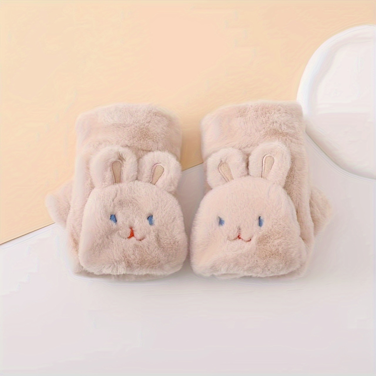 Rabbit mittens shop