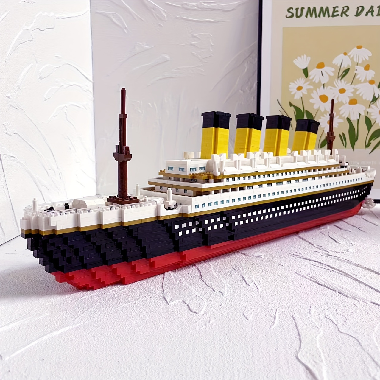 3800+ Building Blocks Titanic Model - RMS Titanic Ship Construction, with Yellow lifeboats, Dark funnels - Educational Historical Project, Birthday/Christmas Gift for Adults & Teens - Display Case Compatible, Collectible Model, Mythical Elegance, Intricate Craftsmanship