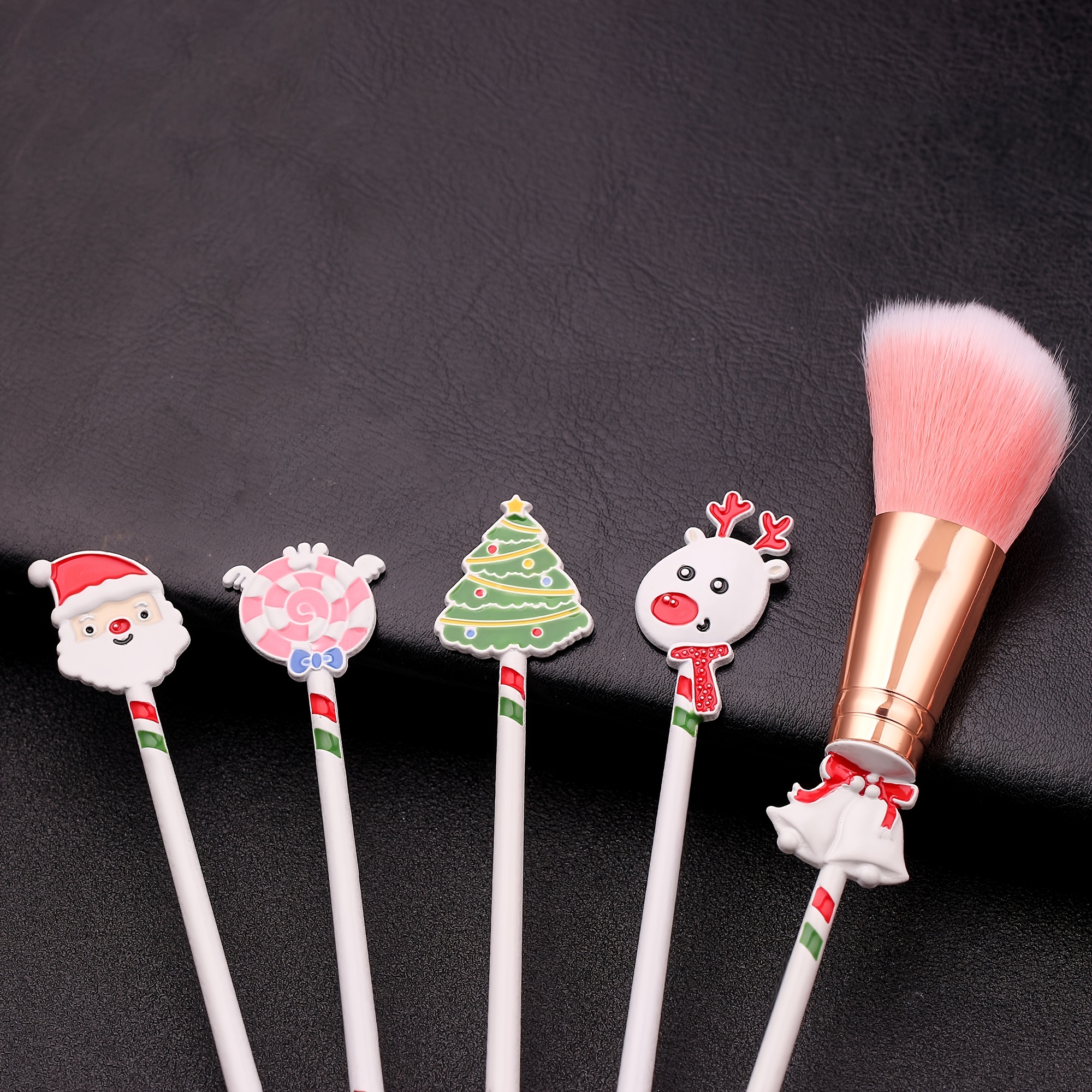 Santa Claus Candy Christmas Tree Elk Bell Makeup Brush - Temu