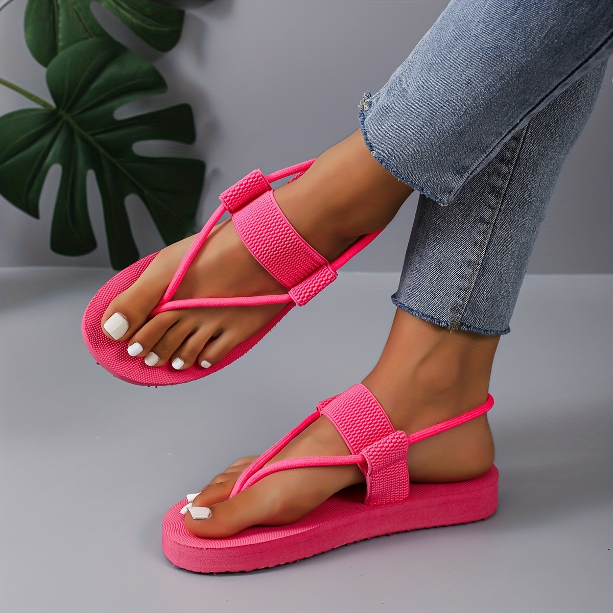 Women Black Minimalist Thong Flat Sandals, Toe Post Fashionable Sandals