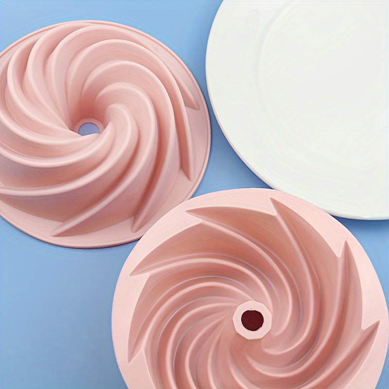 Bake Delicious Cakes, Pudding, Breads & More With This European Grade  Silicone Fluted Cake Pan For Hotel/Commercial