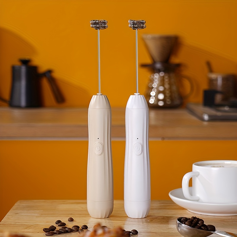  Espumador de leche, fabricante de espuma eléctrica de mano  recargable por USB con 2 batidores, mini licuadora y mezclador eléctrico  para café a prueba de balas, lattes, capuchino, matcha, chocolate caliente
