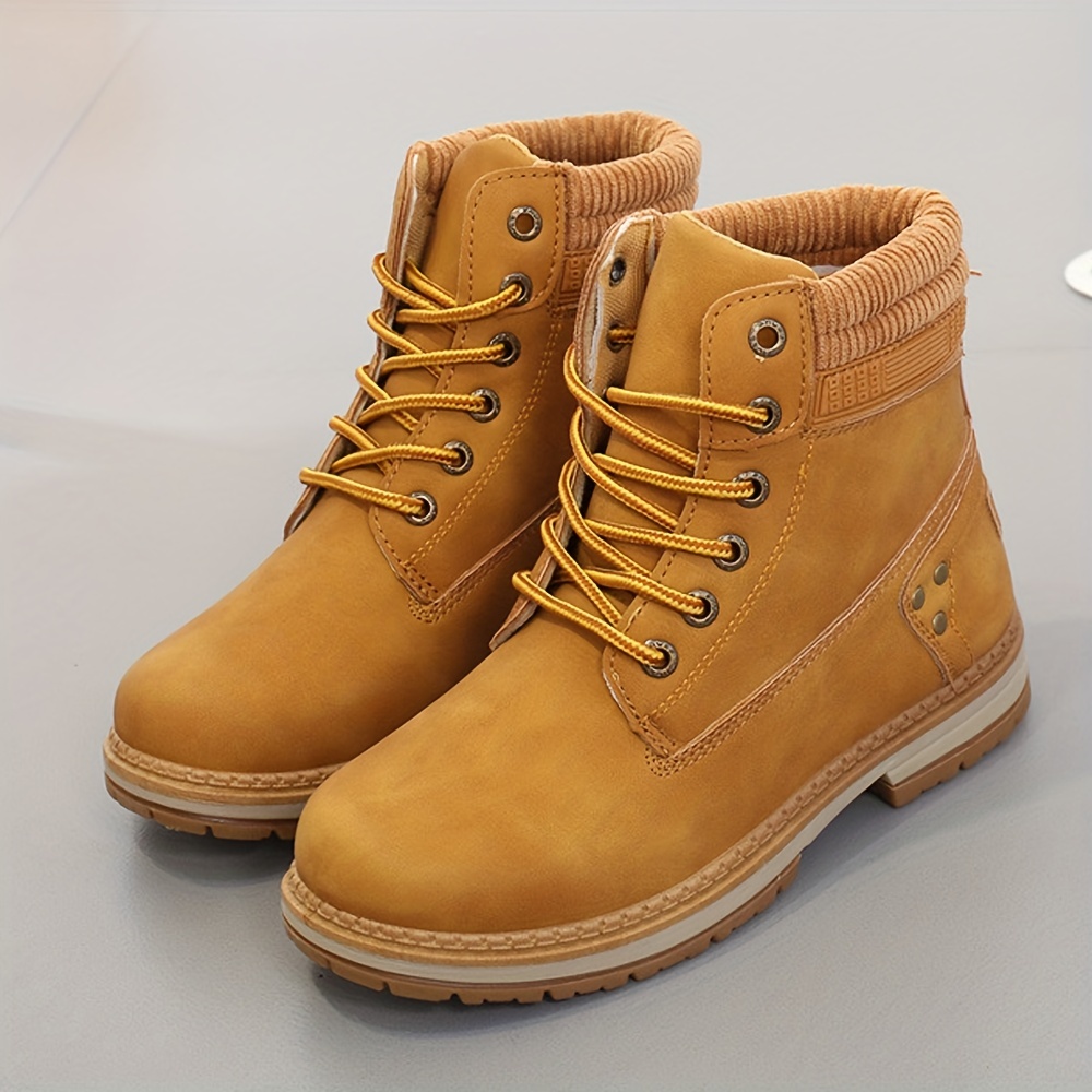 Womens flat 2024 timberland boots