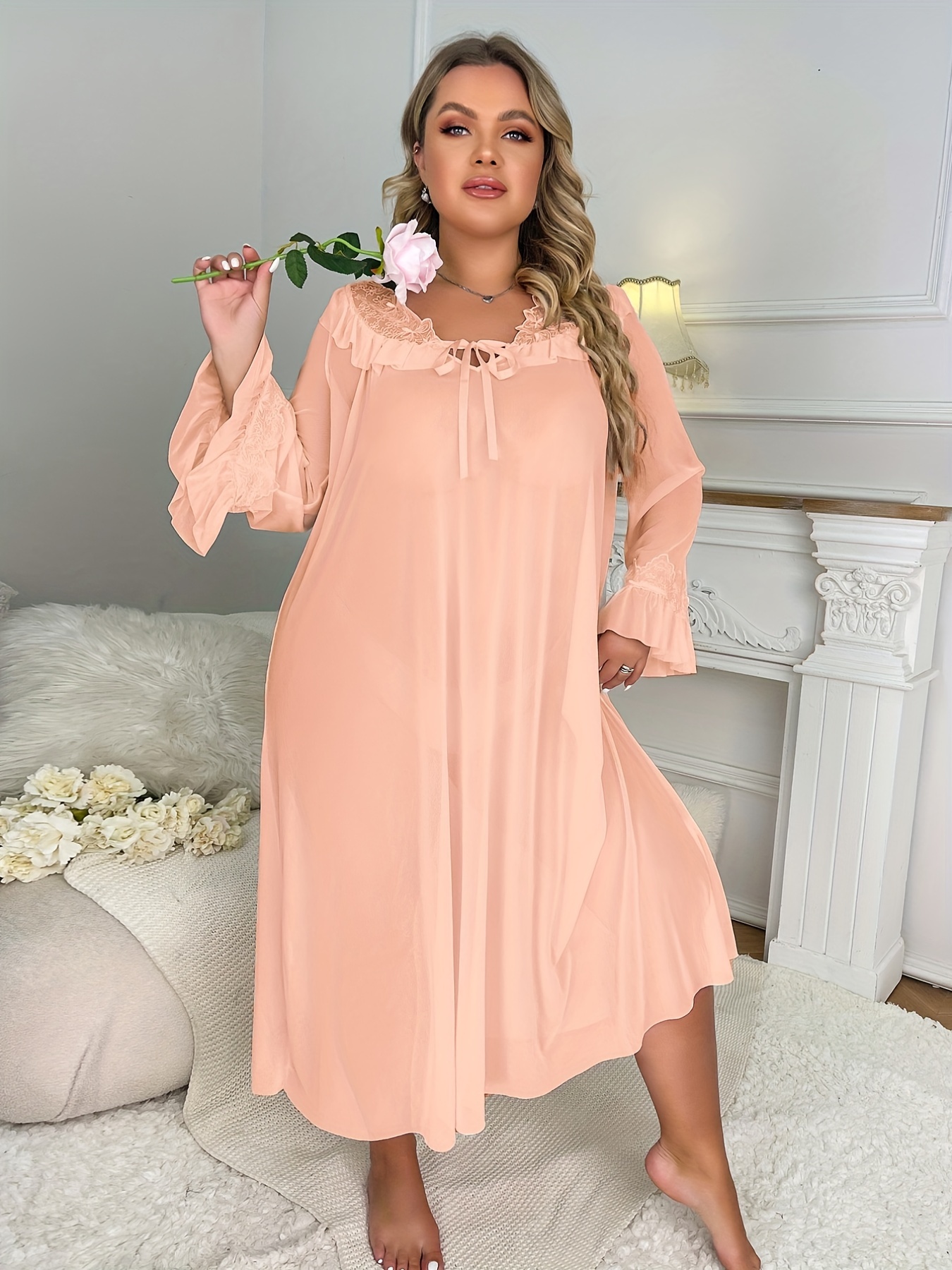 Plus Size Transparent Lace Nightgown With Long Sleeves And Box