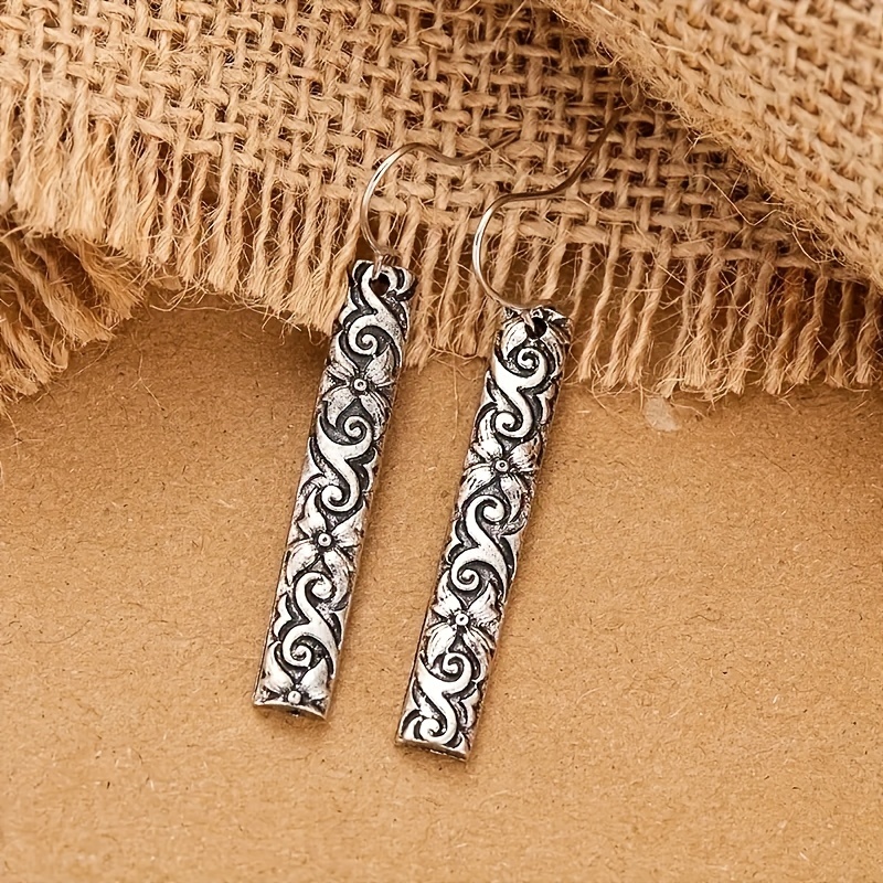 Vintage Geometric Carved Dangle Earrings