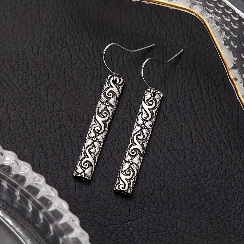 Vintage Geometric Carved Dangle Earrings