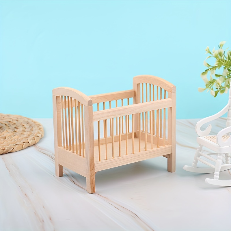 Mini cuna de madera para bebé, accesorios en miniatura para casa