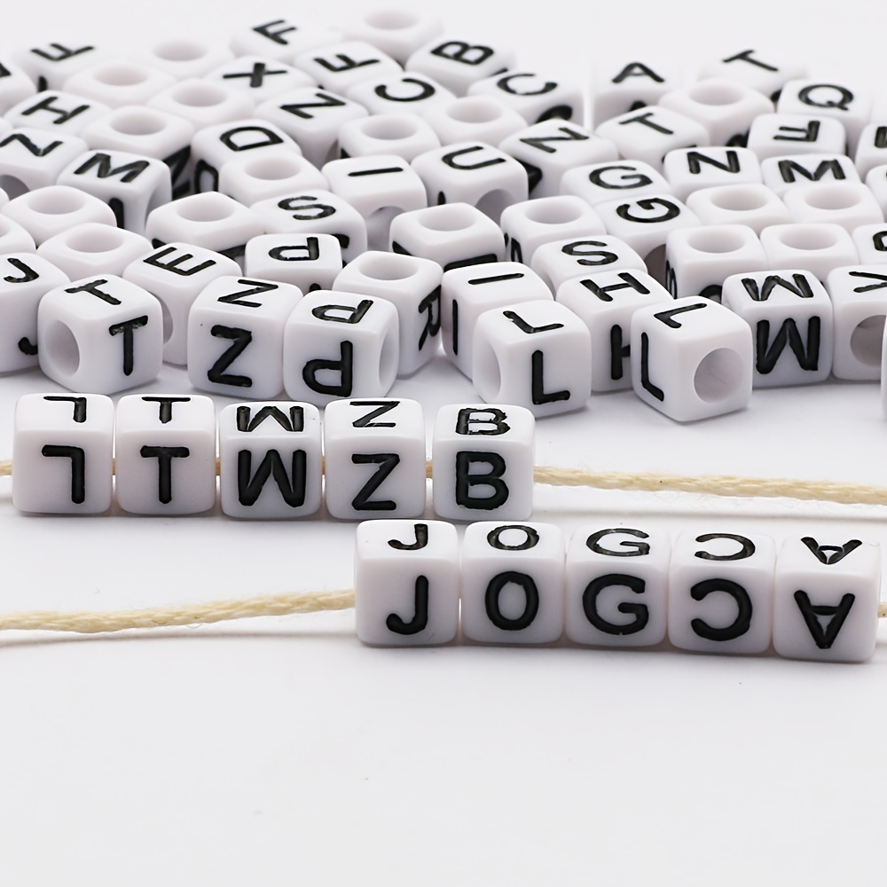 Trimming Shop Acrylic White Letter Beads with Black Alphabet A to Z Cube  for Key Chains, 100pcs 