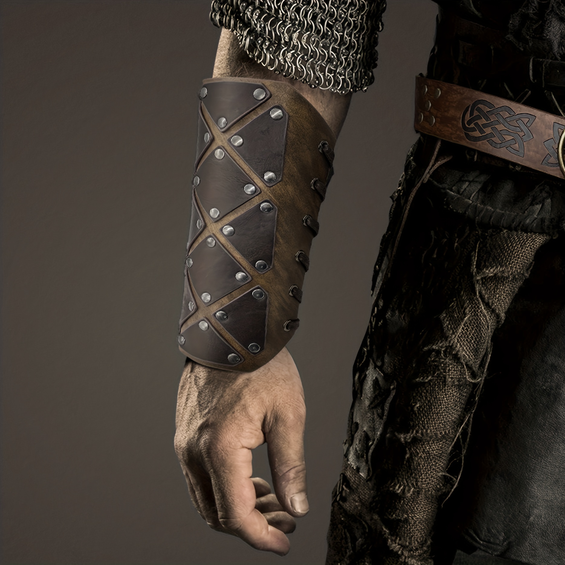 1pc 2pcs Renaissance Medieval Knight Viking Bracers Exquisite Pu Leather  Embossed Pattern Arm Guards Imitation Fur