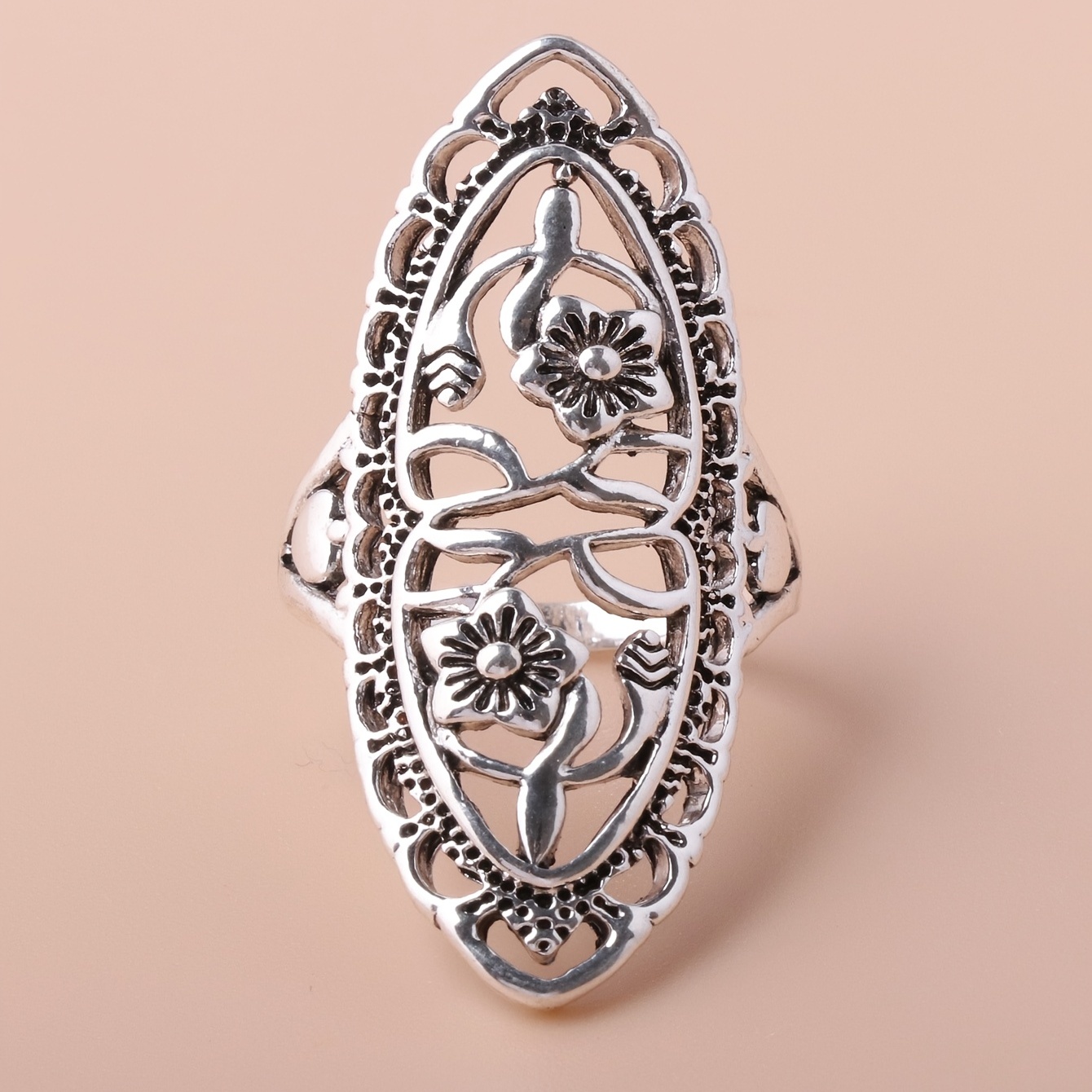 Vintage Flower Pattern Hollow Out Ring