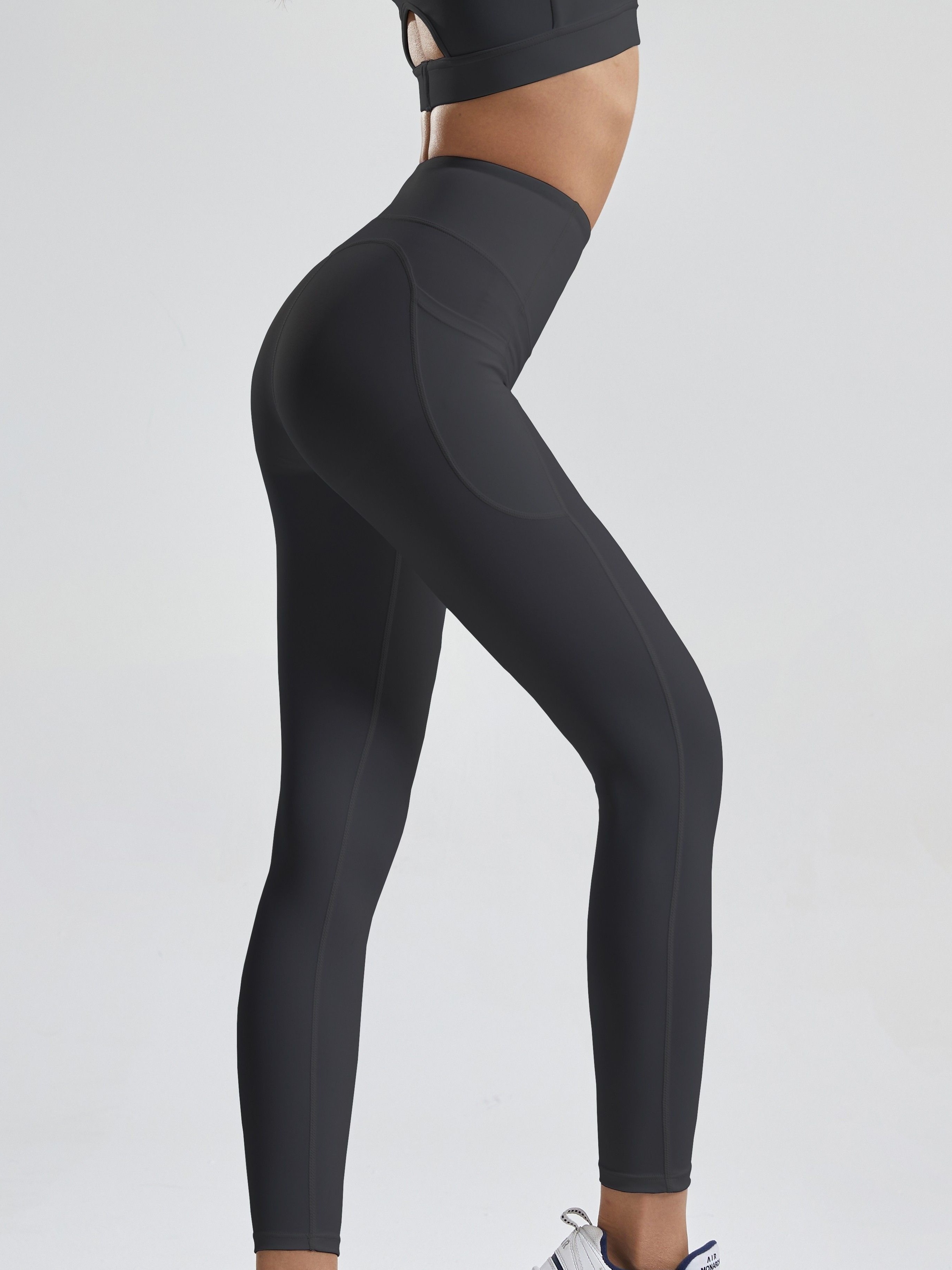 Women's Workout Leggings With Phone Pocket