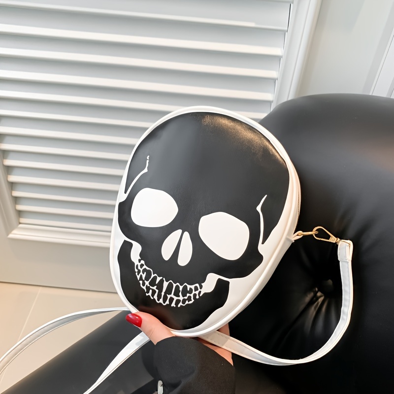 Skull shaped online purse