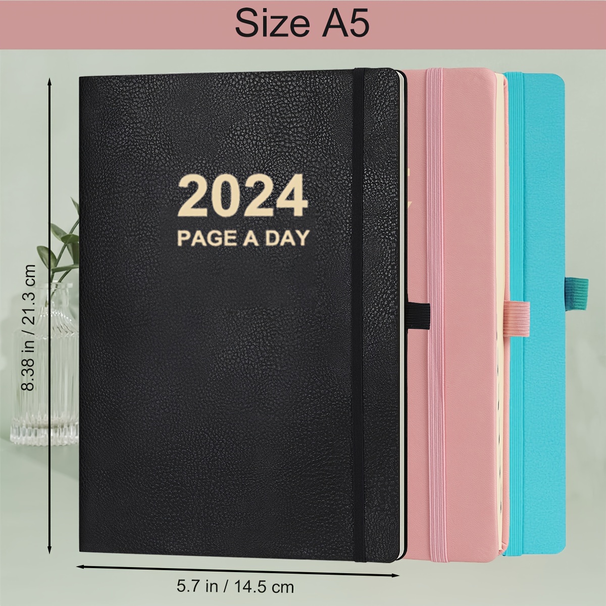 Agenda, A5 journal, jour par page, planificateur quotidien, planifiez votre  année de janvier 2024 à décembre 2024 avec coloré onglets mensuels, boucle  pour stylo et poche arrière (violette) : : Fournitures de bureau