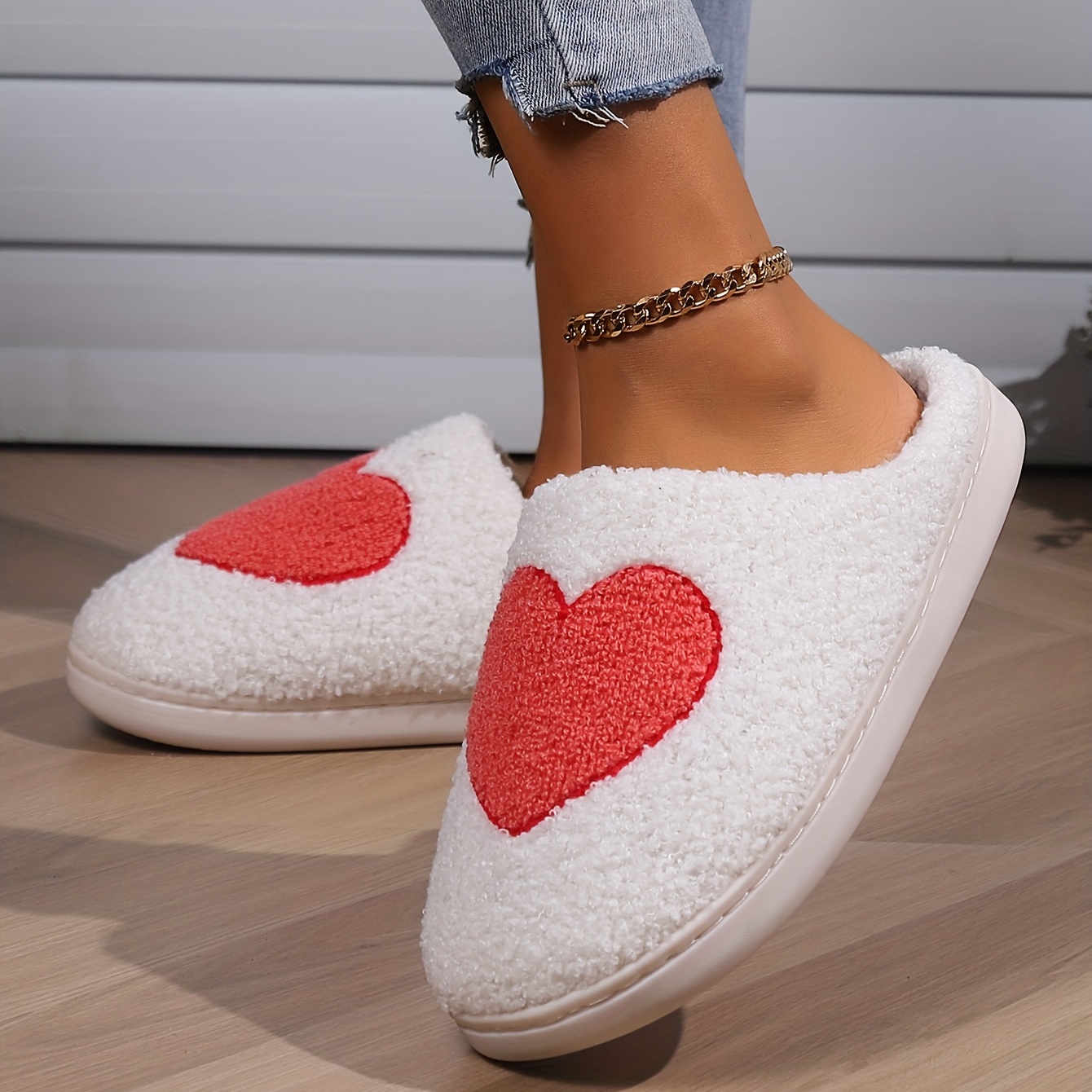 Women's Heart Pattern Fuzzy Slippers, Closed Toe Warm & Cozy Plush Shoes,  Home Bedroom Slippers - Temu