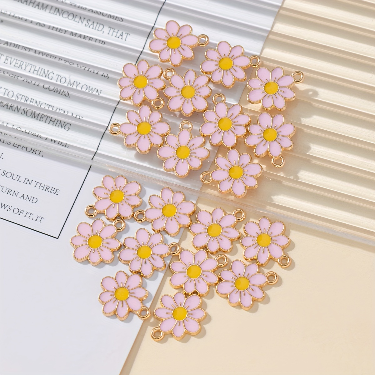 Honbay 30pcs Enamel Alloy Cute Daisy Flower Charms Pendant Bead Charms for Earrings Bracelets Necklaces Jewelry Making and DIY Crafts
