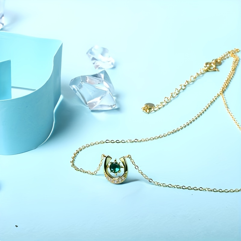 Emerald horseshoe store necklace