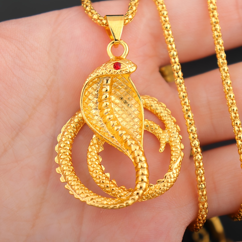 

1pc Men's Fashion Snake Pendant Necklace, Hip Hop Jewelry, Golden Animal Red Eyed Cobra Pendant Necklace
