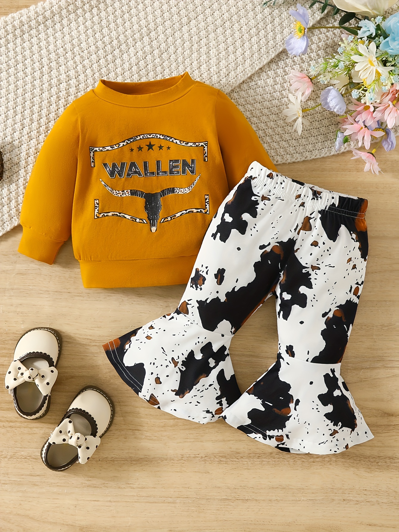 Baby Girl Cute Outfits - Long Sleeve Cartoon Bull Head Print Sweatshirt & Floral  Printed Flare Pants Set - Temu